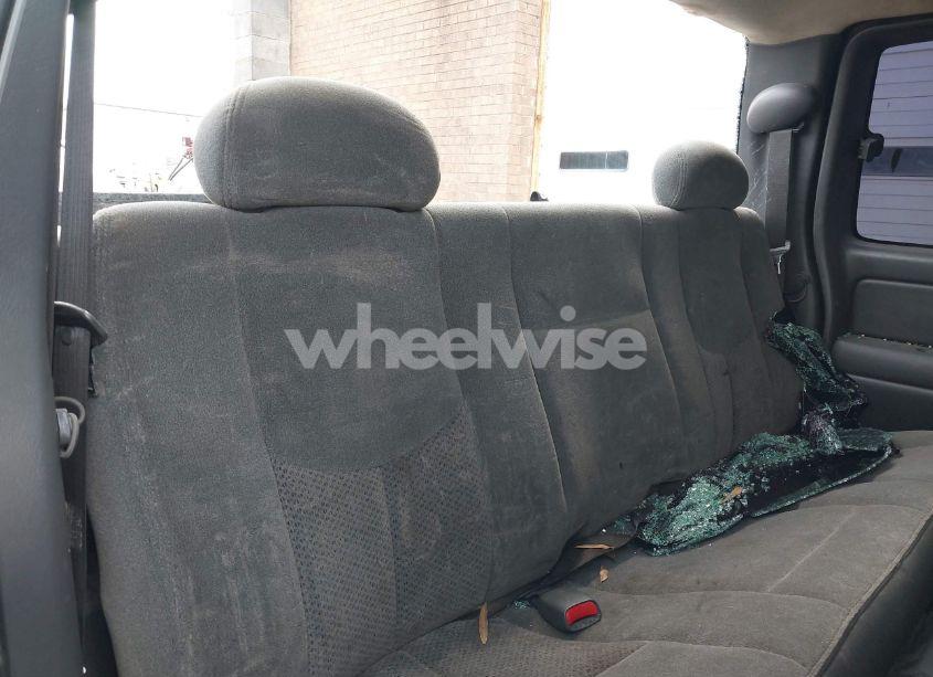 Photo 8 of 2003 Chevrolet Silverado 2500 LS (VIN 1GCGK29U93Z260441)