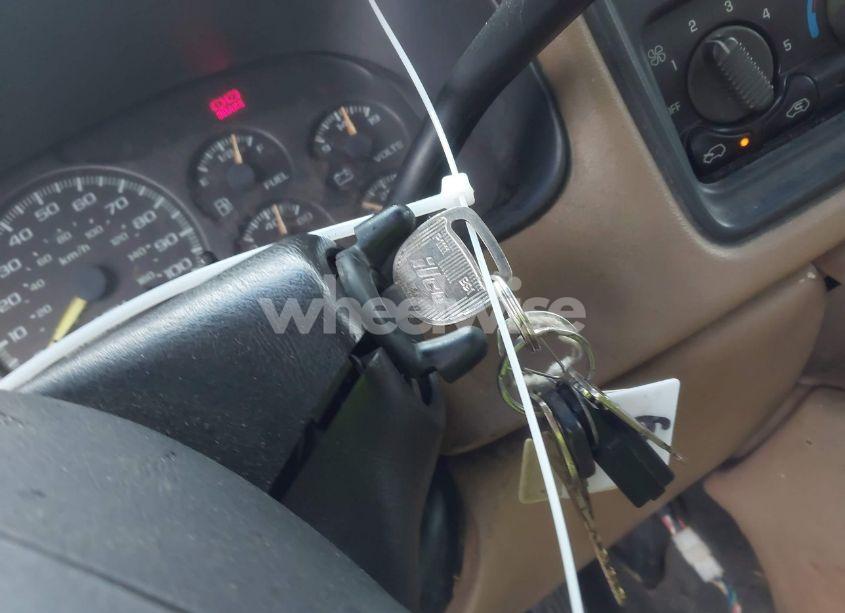 Photo 11 of 2000 Chevrolet Silverado 2500 LS (VIN 1GCGK29UXYE135561)