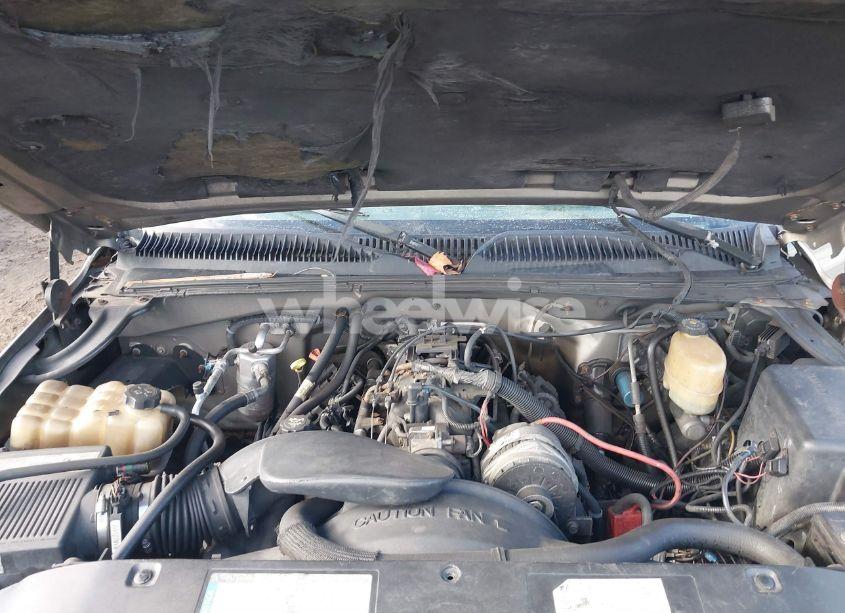 Photo 10 of 2000 Chevrolet Silverado 2500 LS (VIN 1GCGK29UXYE302226)