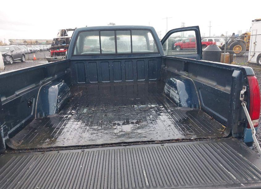 Photo 8 of 1988 Chevrolet Gmt-400 K3500 (VIN 1GCGK34N2JE170316)