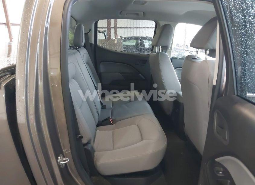 Photo 8 of 2015 Chevrolet Colorado WT (VIN 1GCGSAE34F1270479)