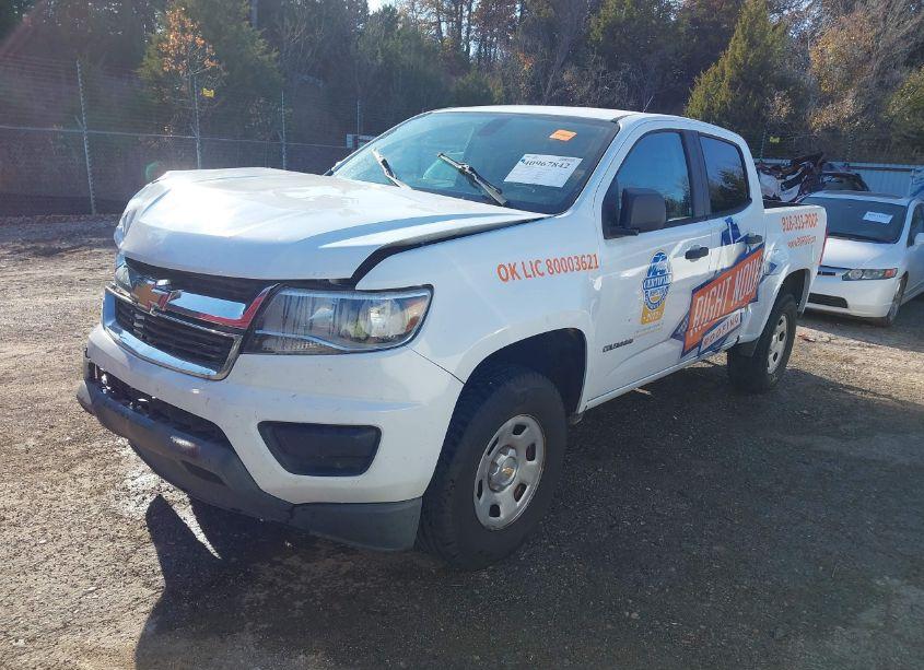 Photo 2 of 2015 Chevrolet Colorado WT (VIN 1GCGSAE36F1261881)