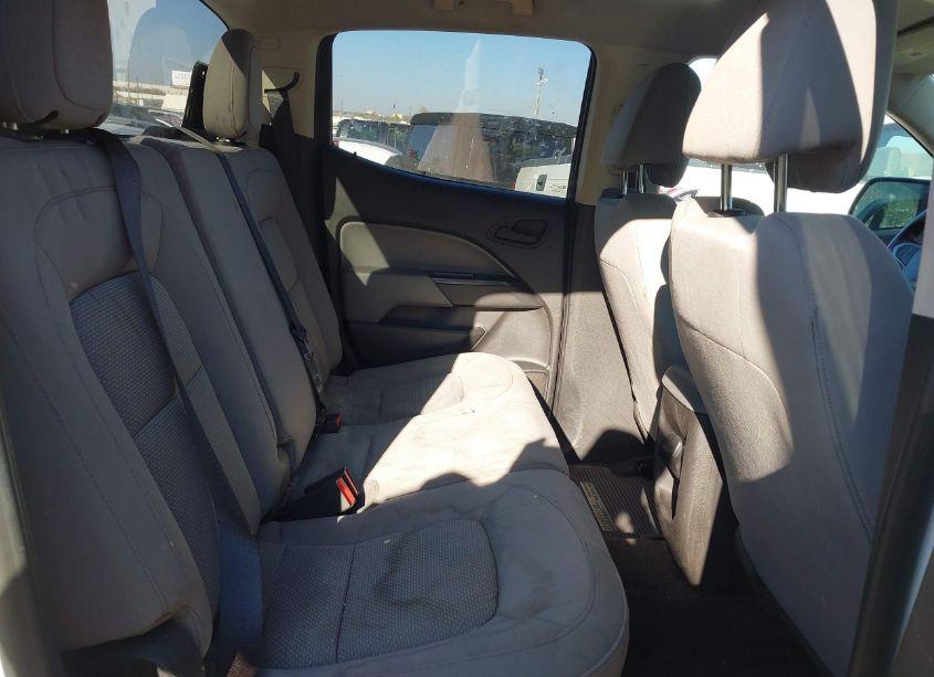 Photo 8 of 2015 Chevrolet Colorado WT (VIN 1GCGSAE36F1261881)