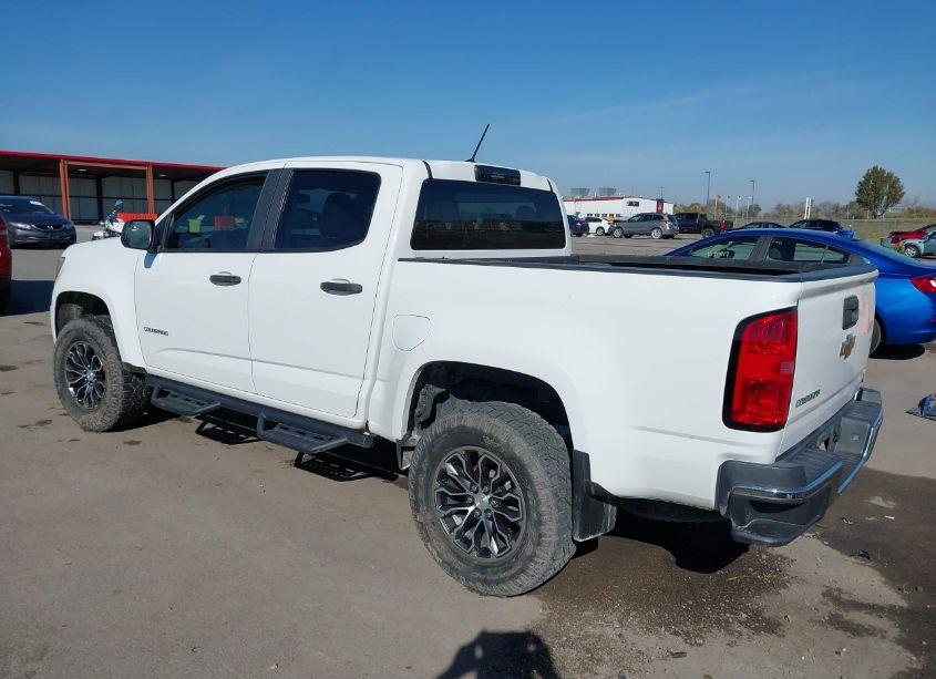 Photo 3 of 2015 Chevrolet Colorado WT (VIN 1GCGSAEAXF1262630)