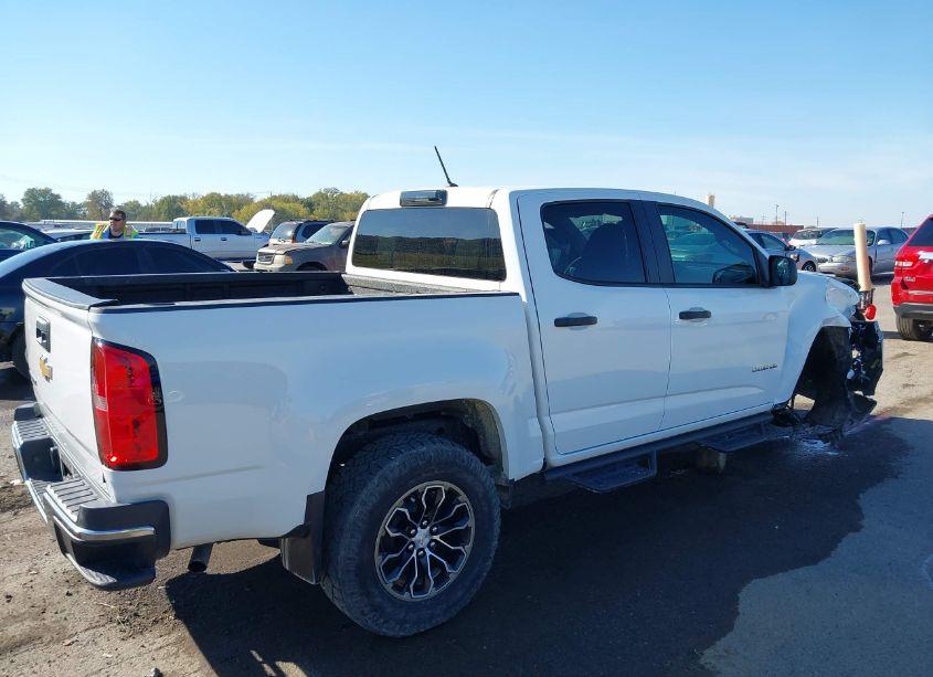 Photo 4 of 2015 Chevrolet Colorado WT (VIN 1GCGSAEAXF1262630)