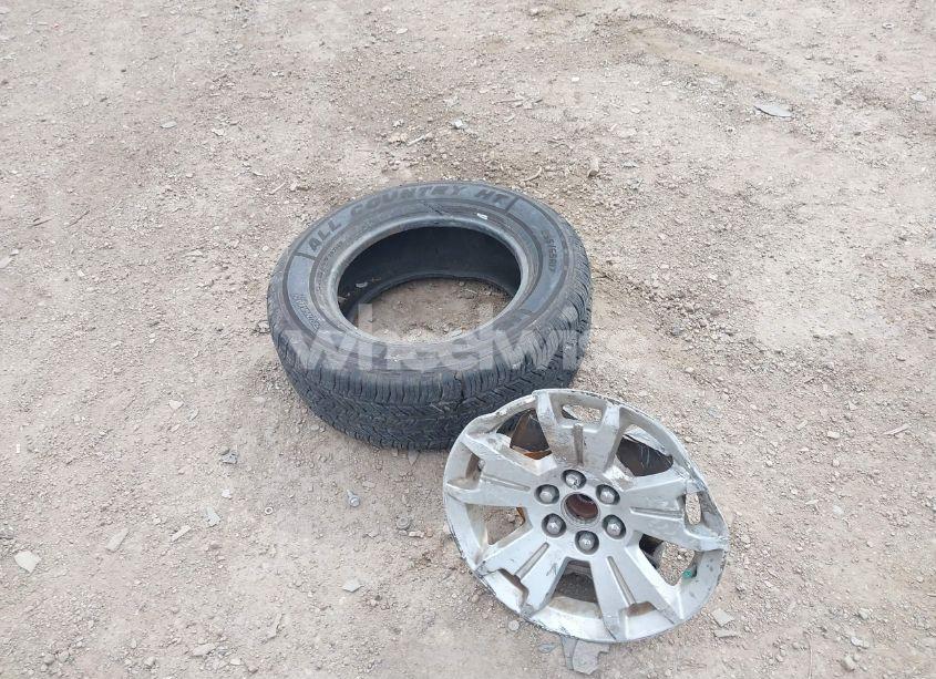 Photo 12 of 2015 Chevrolet Colorado LT (VIN 1GCGSBE30F1260120)