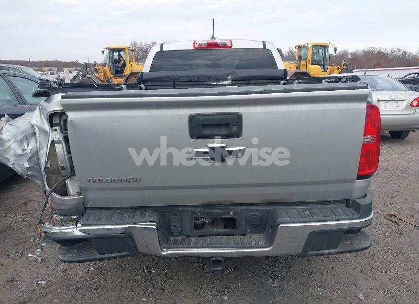 Photo 16 of 2016 Chevrolet Colorado WT (VIN 1GCGSBE34G1393478)