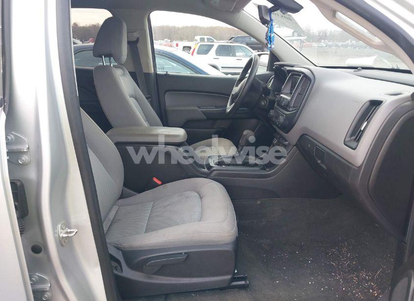 Photo 5 of 2016 Chevrolet Colorado WT (VIN 1GCGSBE34G1393478)