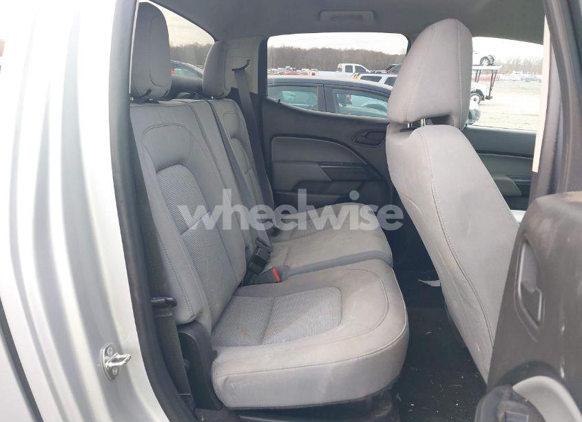 Photo 8 of 2016 Chevrolet Colorado WT (VIN 1GCGSBE34G1393478)