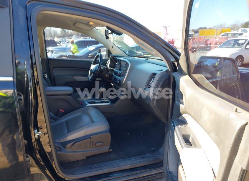 Photo 5 of 2015 Chevrolet Colorado LT (VIN 1GCGSBE35F1173684)