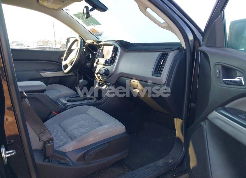 Photo 5 of 2015 Chevrolet Colorado LT (VIN 1GCGSBE35F1190047)