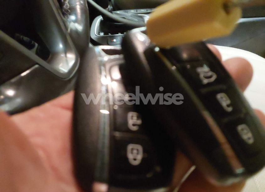 Photo 11 of 2015 Chevrolet Colorado LT (VIN 1GCGSBE3XF1230266)