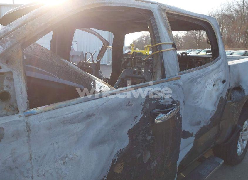 Photo 6 of 2015 Chevrolet Colorado LT (VIN 1GCGSBE3XF1230266)