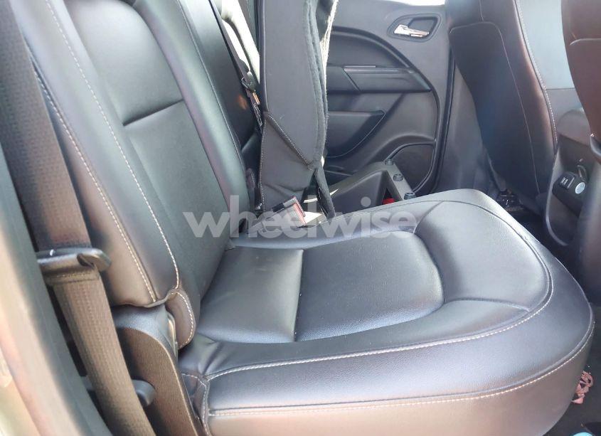 Photo 8 of 2015 Chevrolet Colorado LT (VIN 1GCGSBE3XF1237623)