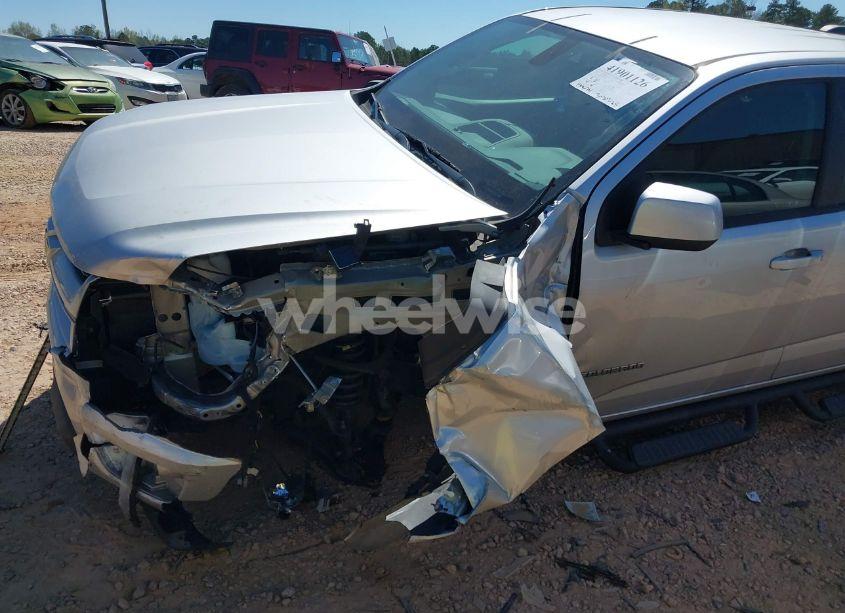 Photo 6 of 2019 Chevrolet Colorado WT (VIN 1GCGSBEA7K1159780)