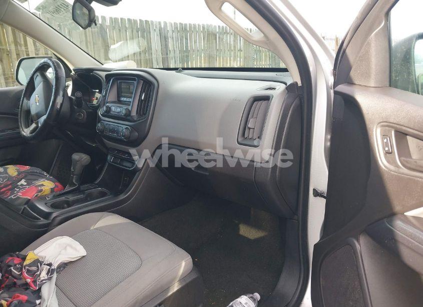 Photo 5 of 2016 Chevrolet Colorado WT (VIN 1GCGSBEAXG1164835)