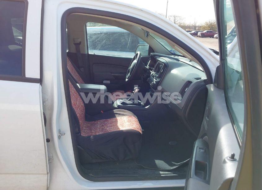 Photo 5 of 2022 Chevrolet Colorado 2WD SHORT BOX WT (VIN 1GCGSBEAXN1308607)