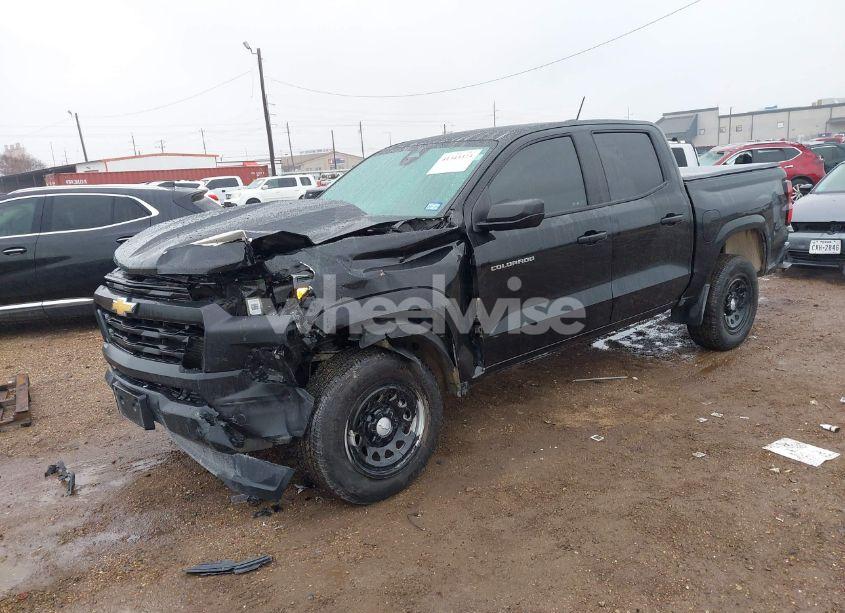 Photo 2 of 2024 Chevrolet Colorado 2WD WT (VIN 1GCGSBEC6R1262135)