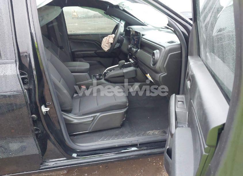 Photo 5 of 2024 Chevrolet Colorado 2WD WT (VIN 1GCGSBEC6R1262135)