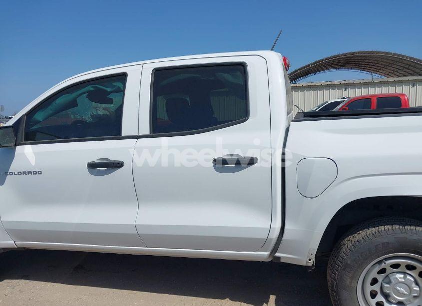 Photo 14 of 2024 Chevrolet Colorado 2WD WT (VIN 1GCGSBEC7R1207645)