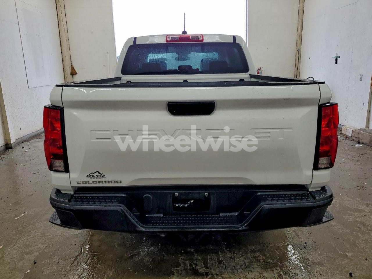 Photo 6 of 2024 CHEVROLET COLORADO (VIN 1GCGSBEC7R1244680)