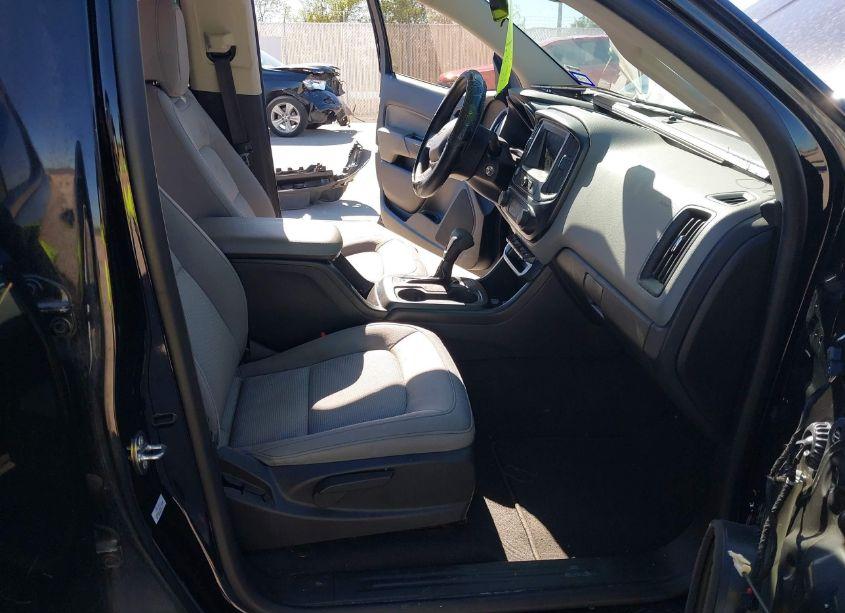 Photo 5 of 2020 Chevrolet Colorado 2WD SHORT BOX WT (VIN 1GCGSBEN1L1145927)