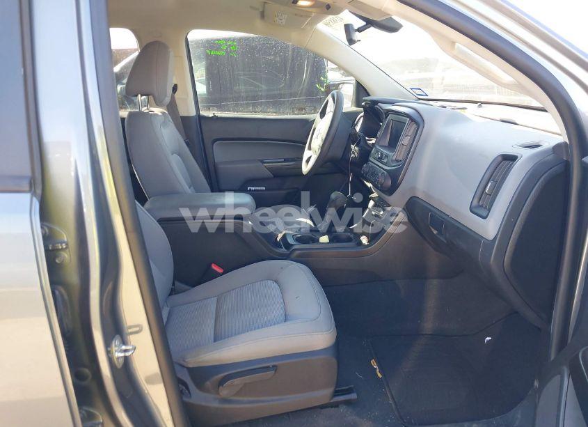 Photo 5 of 2021 Chevrolet Colorado 2WD SHORT BOX WT (VIN 1GCGSBEN2M1276995)