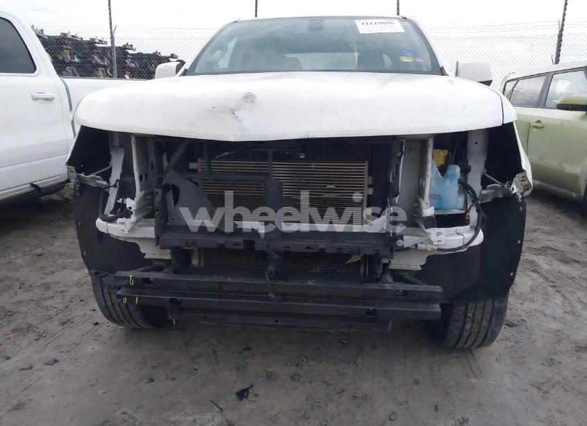 Photo 6 of 2017 Chevrolet Colorado WT (VIN 1GCGSBEN3H1243932)