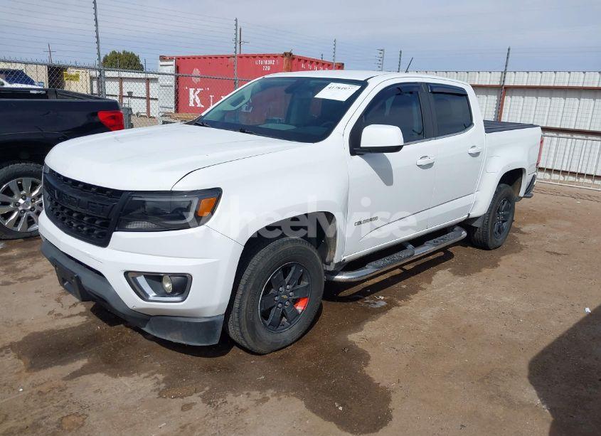 Photo 2 of 2018 Chevrolet Colorado WT (VIN 1GCGSBEN3J1129192)