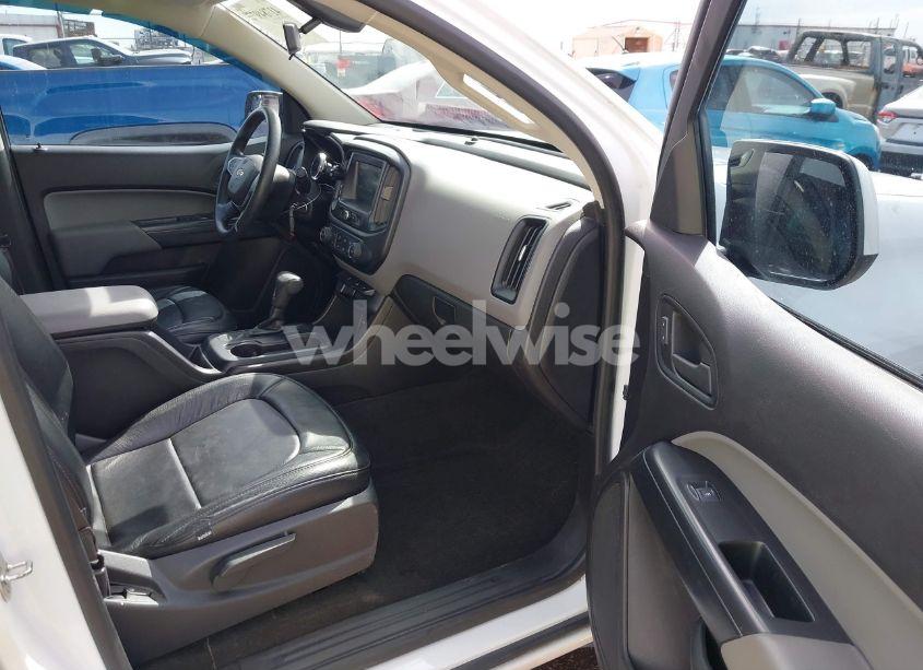 Photo 5 of 2018 Chevrolet Colorado WT (VIN 1GCGSBEN3J1129192)