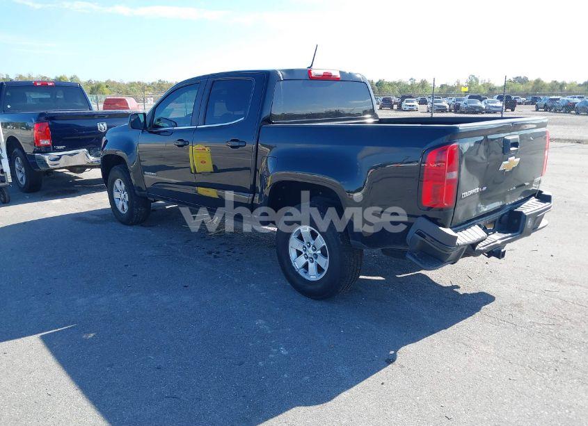 Photo 3 of 2019 Chevrolet Colorado WT (VIN 1GCGSBEN4K1167791)