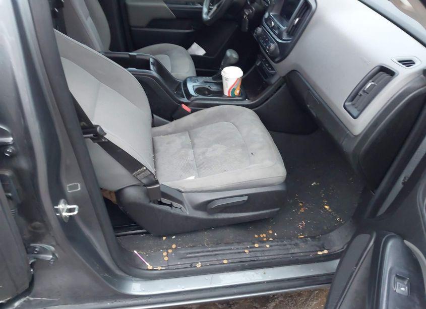 Photo 5 of 2019 Chevrolet Colorado WT (VIN 1GCGSBEN4K1177530)