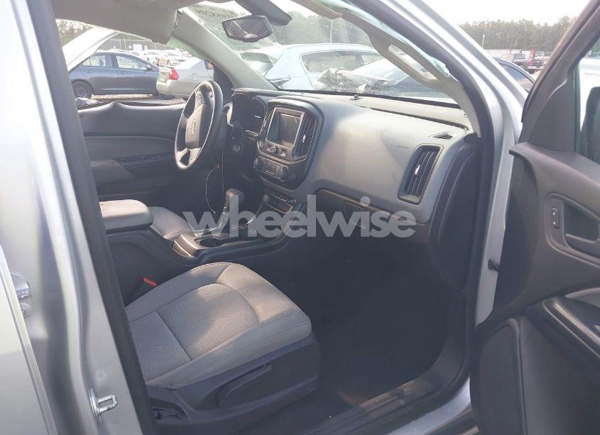Photo 5 of 2017 Chevrolet Colorado WT (VIN 1GCGSBEN5H1213475)