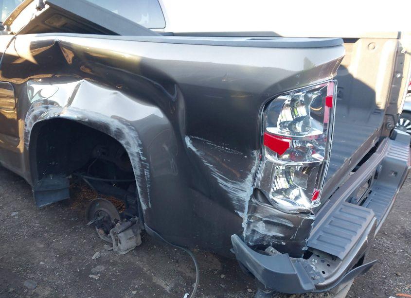 Photo 6 of 2017 Chevrolet Colorado WT (VIN 1GCGSBEN7H1223179)