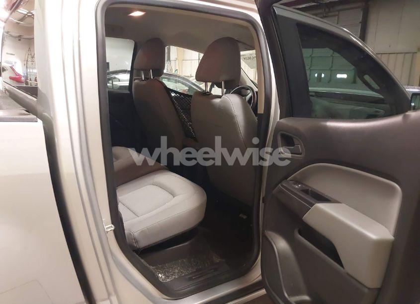 Photo 8 of 2017 Chevrolet Colorado WT (VIN 1GCGSBEN7H1327140)