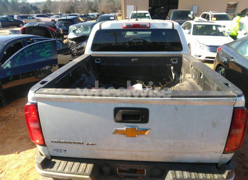 Photo 16 of 2018 Chevrolet Colorado WT (VIN 1GCGSBENXJ1318129)