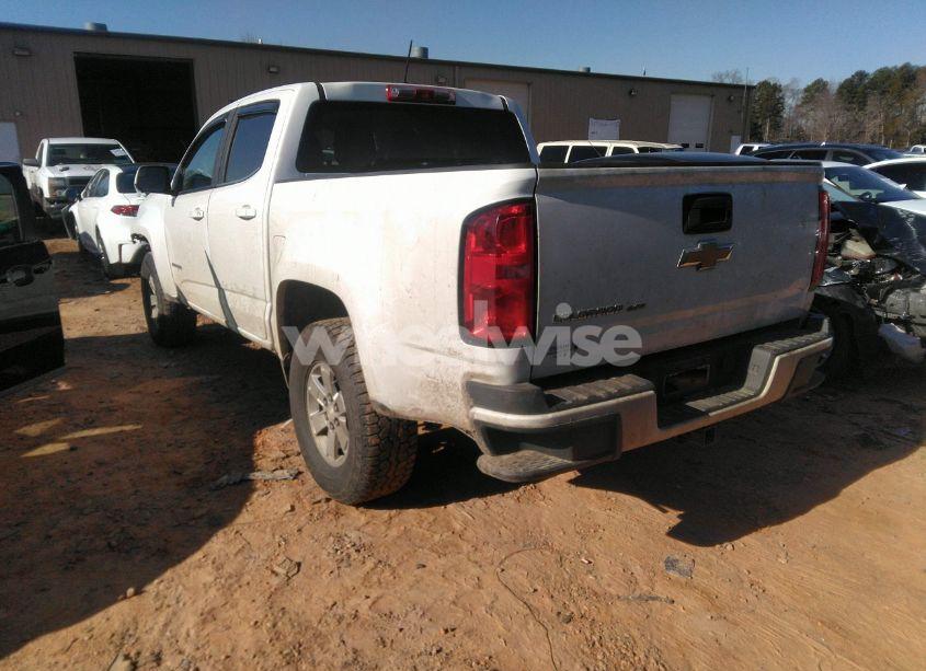 Photo 3 of 2018 Chevrolet Colorado WT (VIN 1GCGSBENXJ1318129)