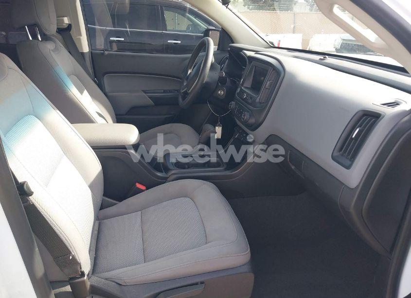 Photo 5 of 2021 Chevrolet Colorado 2WD SHORT BOX WT (VIN 1GCGSBENXM1118310)