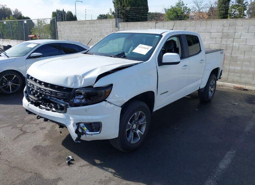 Photo 2 of 2015 Chevrolet Colorado Z71 (VIN 1GCGSCE30F1271799)