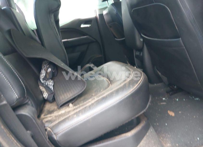 Photo 8 of 2016 Chevrolet Colorado LT (VIN 1GCGSCE38G1142730)