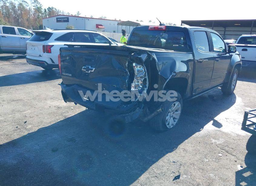 Photo 4 of 2018 Chevrolet Colorado LT (VIN 1GCGSCEA0J1228474)