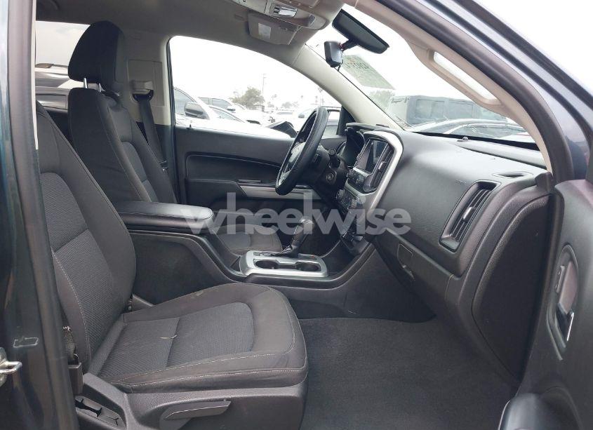 Photo 5 of 2019 Chevrolet Colorado LT (VIN 1GCGSCEAXK1191130)