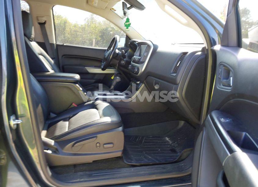 Photo 5 of 2017 Chevrolet Colorado LT (VIN 1GCGSCEN1H1206318)