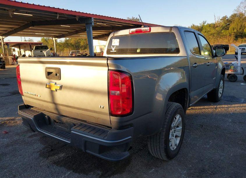 Photo 4 of 2018 Chevrolet Colorado LT (VIN 1GCGSCEN1J1285849)