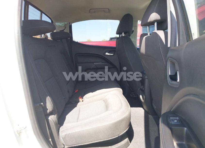 Photo 8 of 2019 Chevrolet Colorado LT (VIN 1GCGSCEN1K1146225)