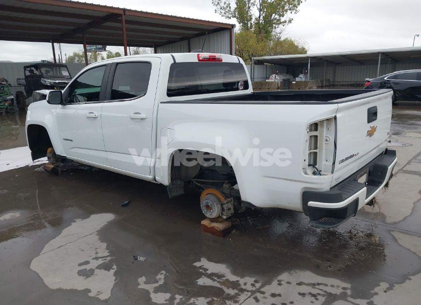 Photo 3 of 2019 Chevrolet Colorado LT (VIN 1GCGSCEN2K1241599)