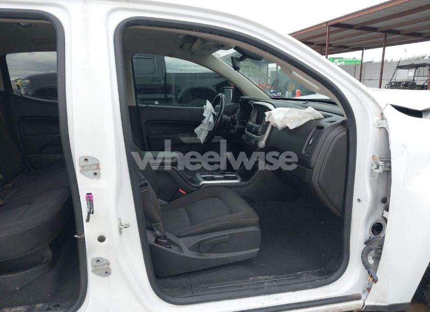 Photo 5 of 2019 Chevrolet Colorado LT (VIN 1GCGSCEN2K1241599)