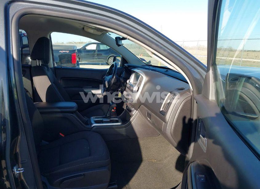 Photo 5 of 2017 Chevrolet Colorado LT (VIN 1GCGSCEN3H1185679)
