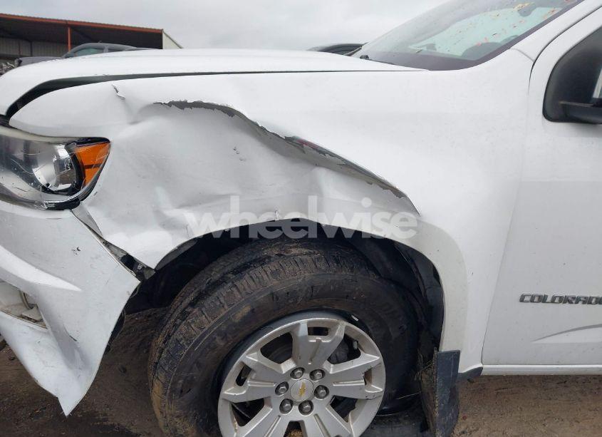 Photo 16 of 2018 Chevrolet Colorado LT (VIN 1GCGSCEN3J1143390)