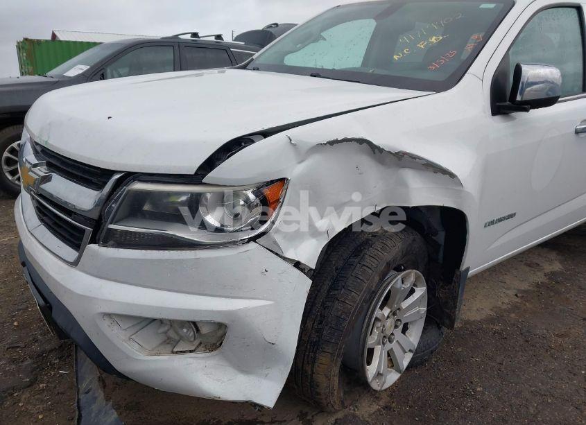 Photo 6 of 2018 Chevrolet Colorado LT (VIN 1GCGSCEN3J1143390)